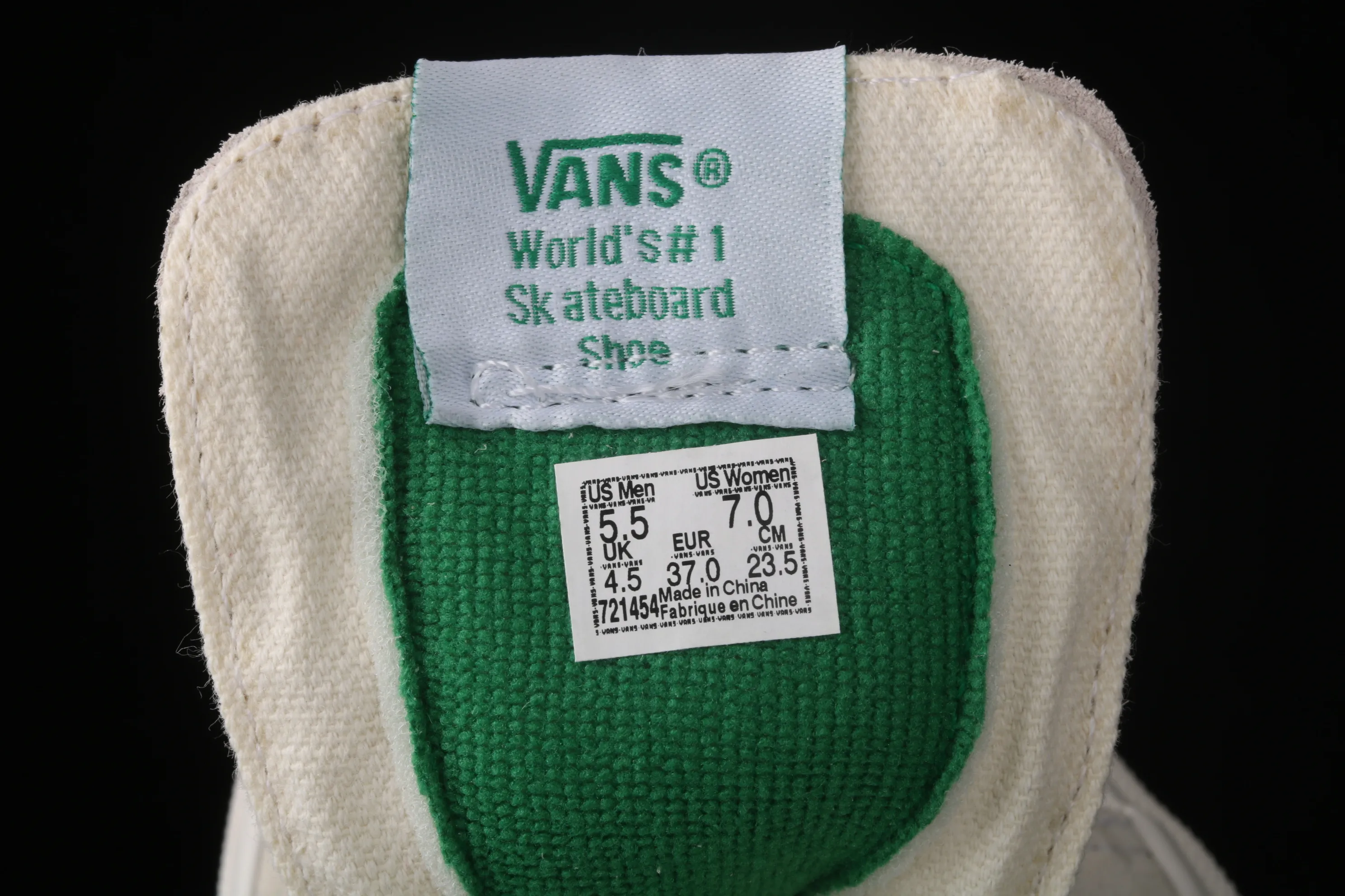 All categories Vans Vans series Vans Mid Vans Sk8 Mid Reissue Vans mid-top VN0A391FTP0 One size too large